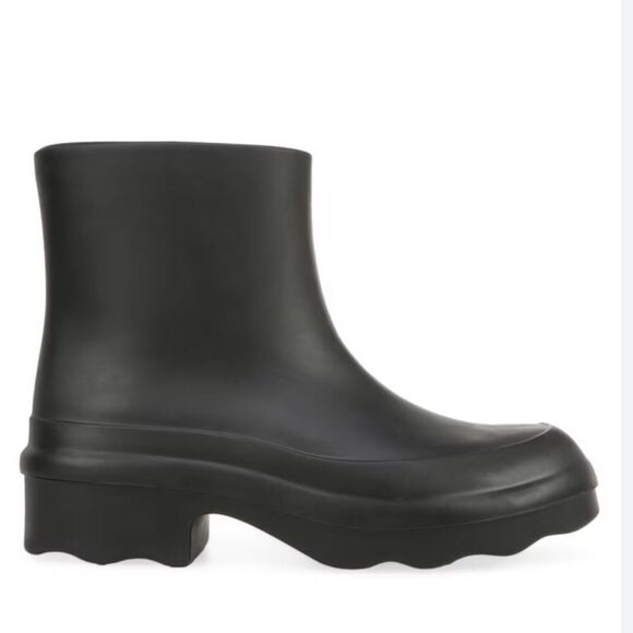 VINCE Nia puddle ankle Rainboots in black  10 - Picture 1 of 12